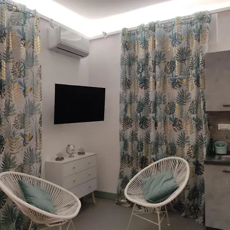 Alice's Apartman Santa Marinella